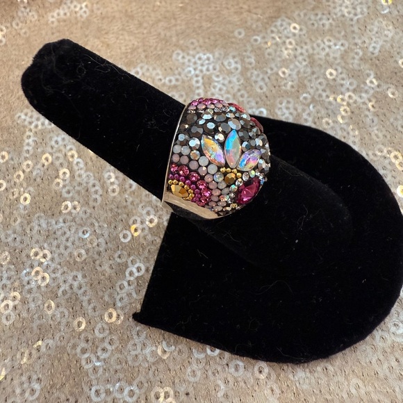 NWT Gorgeous Austrian Crystal / 925 Silver Size 7.5 ring from Mosaico - Picture 8 of 10